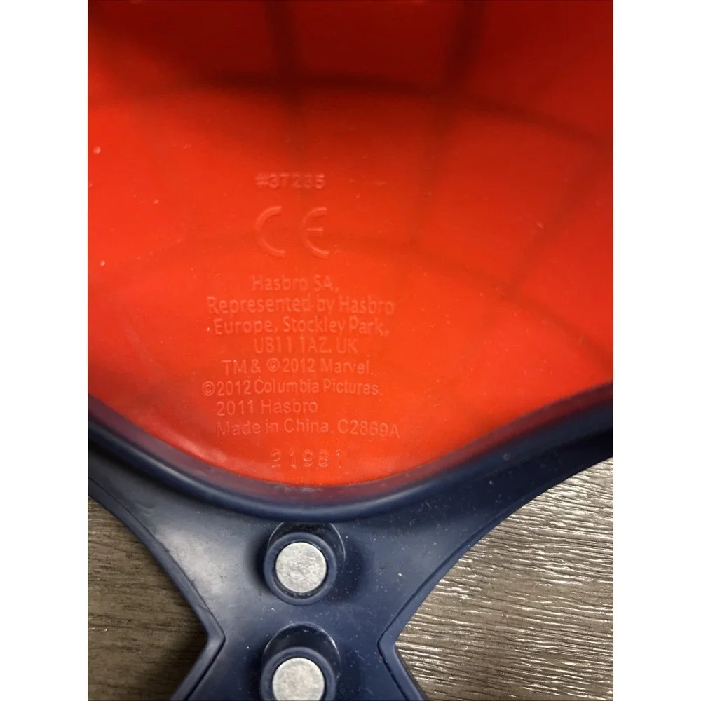 Marvel Spiderman Mask Hasbro Plastic & Rubber Adjustable Strap Halloween 2010